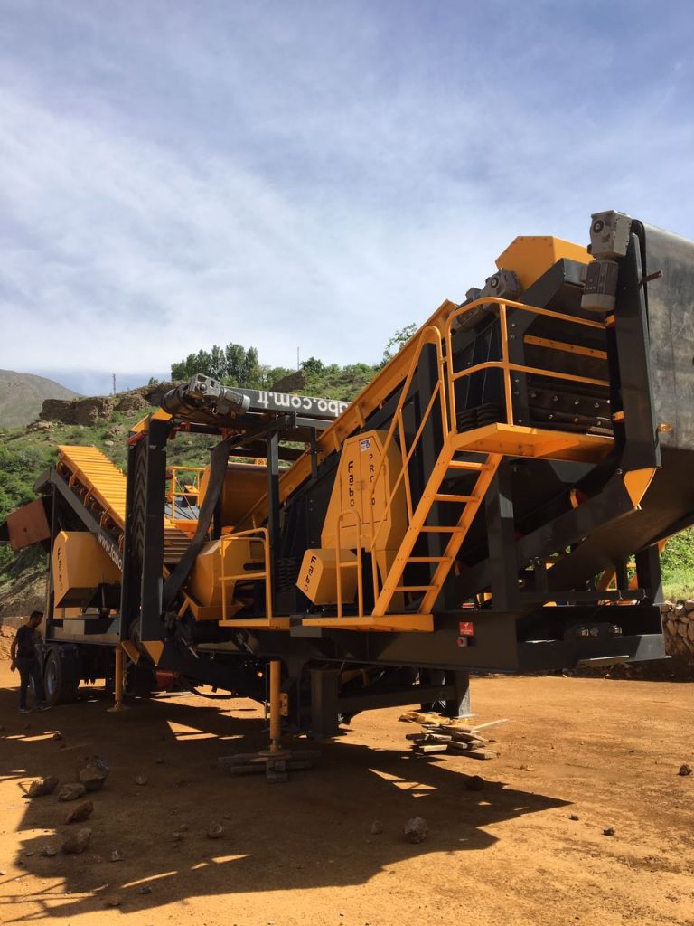 Pro100 Mobile Crushing & Screening Plant Ares Construction Hakkari